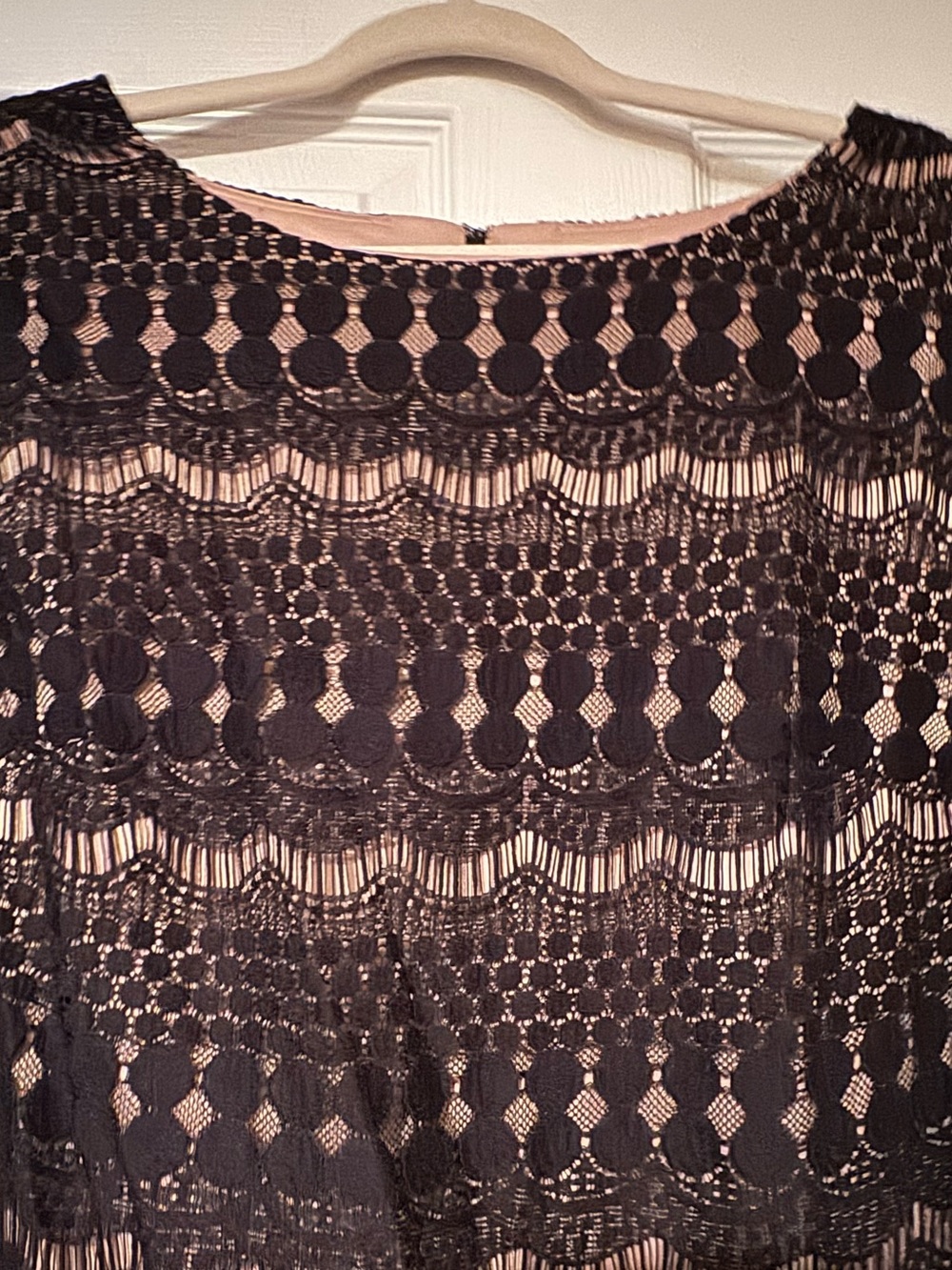 Jessica Howard Sz 16 W Black Lace Overlay Dress with Nude Lining - Picture 3 of 13